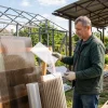 Як підібрати полікарбонат під навіс, теплицю чи козирок
